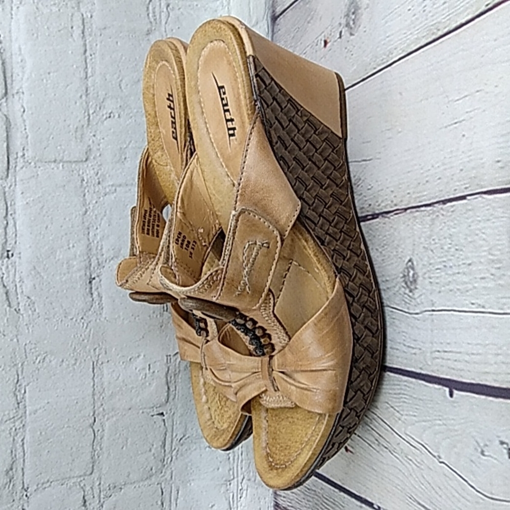 Earth Eden Leather Comfort Heels Shoes Size 10 B